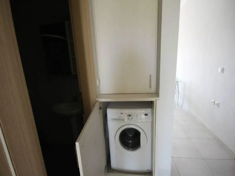 Halkidiki Aggelos Apartments 플로지타